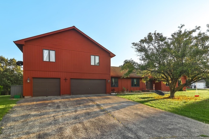 9221 Dirkshire, WOODSTOCK, Illinois 60098, 4 Bedrooms Bedrooms, ,3 BathroomsBathrooms,House,For Sale,Dirkshire,202506546