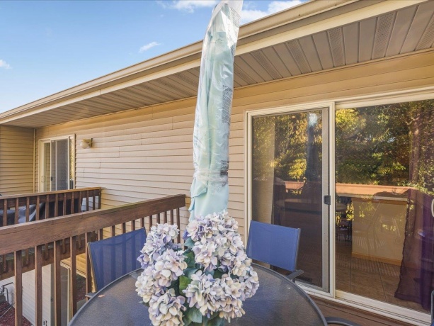 6436 Reanna, LOVES PARK, Illinois 61111, 2 Bedrooms Bedrooms, ,2 BathroomsBathrooms,Condominium,For Sale,Reanna,202506257