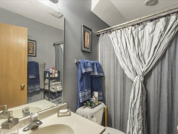 6436 Reanna, LOVES PARK, Illinois 61111, 2 Bedrooms Bedrooms, ,2 BathroomsBathrooms,Condominium,For Sale,Reanna,202506257