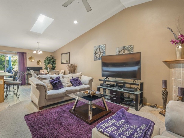 6436 Reanna, LOVES PARK, Illinois 61111, 2 Bedrooms Bedrooms, ,2 BathroomsBathrooms,Condominium,For Sale,Reanna,202506257