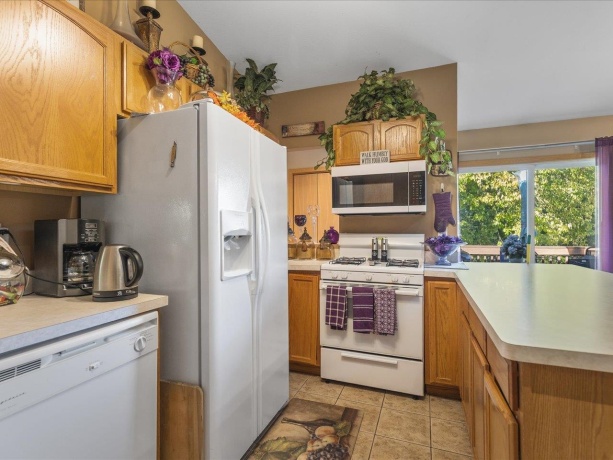 6436 Reanna, LOVES PARK, Illinois 61111, 2 Bedrooms Bedrooms, ,2 BathroomsBathrooms,Condominium,For Sale,Reanna,202506257