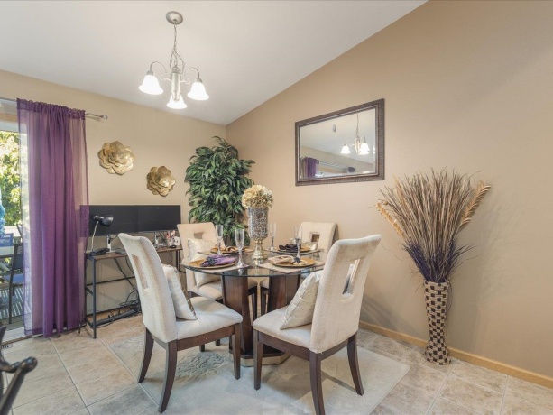 6436 Reanna, LOVES PARK, Illinois 61111, 2 Bedrooms Bedrooms, ,2 BathroomsBathrooms,Condominium,For Sale,Reanna,202506257