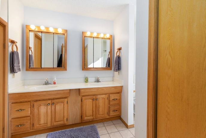 405 Wachter, GALENA, Illinois 61036, 4 Bedrooms Bedrooms, ,3 BathroomsBathrooms,House,For Sale,Wachter,202506549