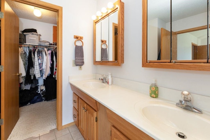 405 Wachter, GALENA, Illinois 61036, 4 Bedrooms Bedrooms, ,3 BathroomsBathrooms,House,For Sale,Wachter,202506549