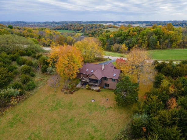 405 Wachter, GALENA, Illinois 61036, 4 Bedrooms Bedrooms, ,3 BathroomsBathrooms,House,For Sale,Wachter,202506549