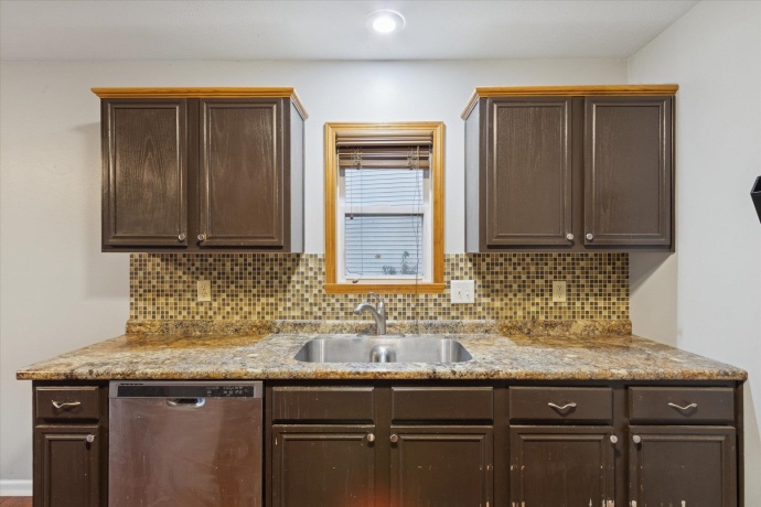 4144 Westridge, WINNEBAGO, Illinois 61088, 3 Bedrooms Bedrooms, ,2 BathroomsBathrooms,House,For Sale,Westridge,202506552