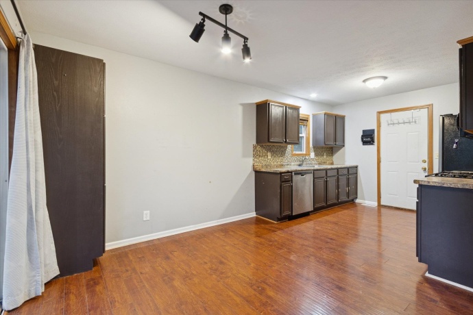 4144 Westridge, WINNEBAGO, Illinois 61088, 3 Bedrooms Bedrooms, ,2 BathroomsBathrooms,House,For Sale,Westridge,202506552