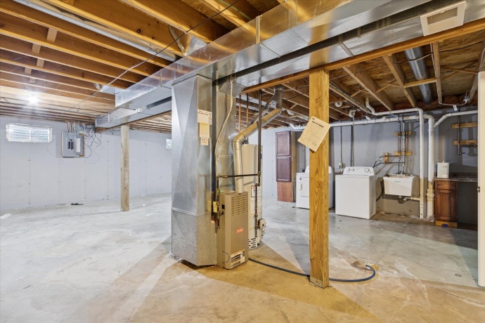 4144 Westridge, WINNEBAGO, Illinois 61088, 3 Bedrooms Bedrooms, ,2 BathroomsBathrooms,House,For Sale,Westridge,202506552