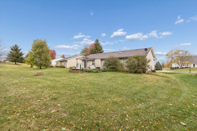 4144 Westridge, WINNEBAGO, Illinois 61088, 3 Bedrooms Bedrooms, ,2 BathroomsBathrooms,House,For Sale,Westridge,202506552