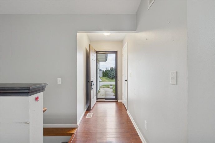 4144 Westridge, WINNEBAGO, Illinois 61088, 3 Bedrooms Bedrooms, ,2 BathroomsBathrooms,House,For Sale,Westridge,202506552