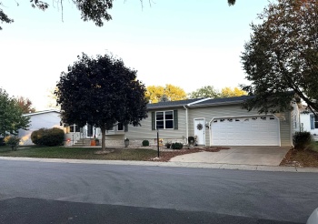 405 Club, BELVIDERE, Illinois 61008, 3 Bedrooms Bedrooms, ,2 BathroomsBathrooms,House,For Sale,Club,202506308