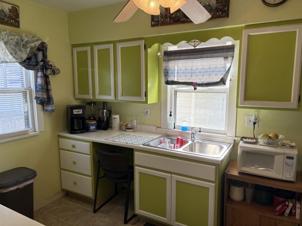 1816 Winnebago, ROCKFORD, Illinois 61103, 2 Bedrooms Bedrooms, ,1 BathroomBathrooms,House,For Sale,Winnebago,202505127