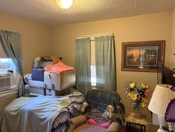 1816 Winnebago, ROCKFORD, Illinois 61103, 2 Bedrooms Bedrooms, ,1 BathroomBathrooms,House,For Sale,Winnebago,202505127