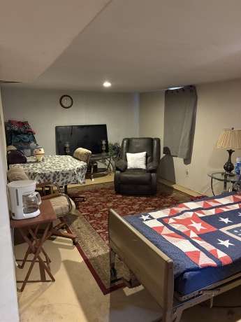 1816 Winnebago, ROCKFORD, Illinois 61103, 2 Bedrooms Bedrooms, ,1 BathroomBathrooms,House,For Sale,Winnebago,202505127