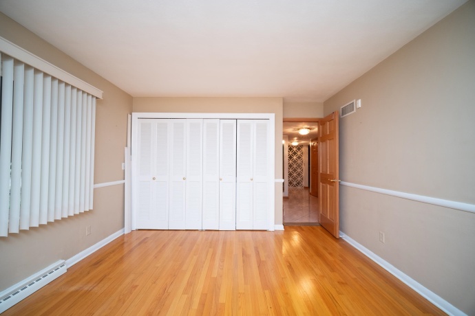 1461 williamsburg, ROCKFORD, Illinois 61107, 2 Bedrooms Bedrooms, ,3 BathroomsBathrooms,House,For Sale,williamsburg,202506325