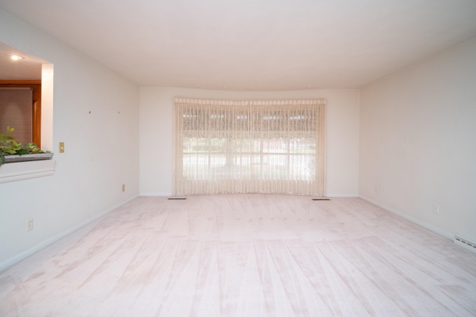 1461 williamsburg, ROCKFORD, Illinois 61107, 2 Bedrooms Bedrooms, ,3 BathroomsBathrooms,House,For Sale,williamsburg,202506325