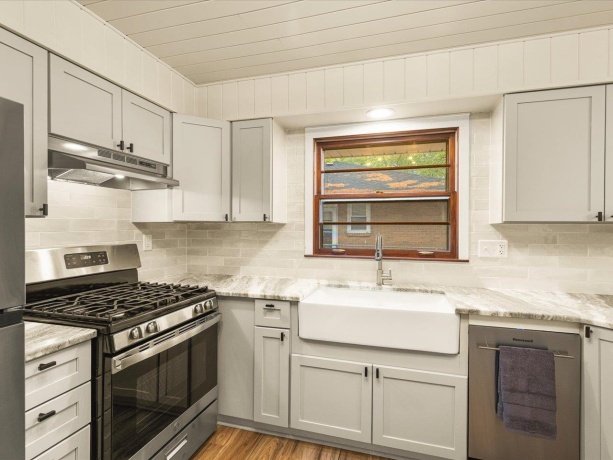 3633 Court, ROCKFORD, Illinois 61103, 3 Bedrooms Bedrooms, ,1 BathroomBathrooms,House,For Sale,Court,202506559