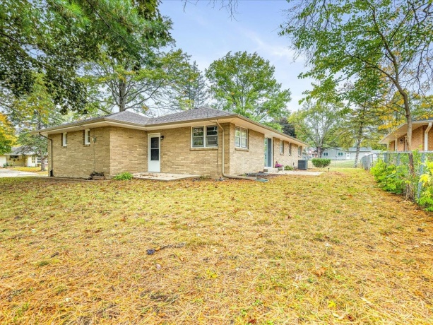 3633 Court, ROCKFORD, Illinois 61103, 3 Bedrooms Bedrooms, ,1 BathroomBathrooms,House,For Sale,Court,202506559