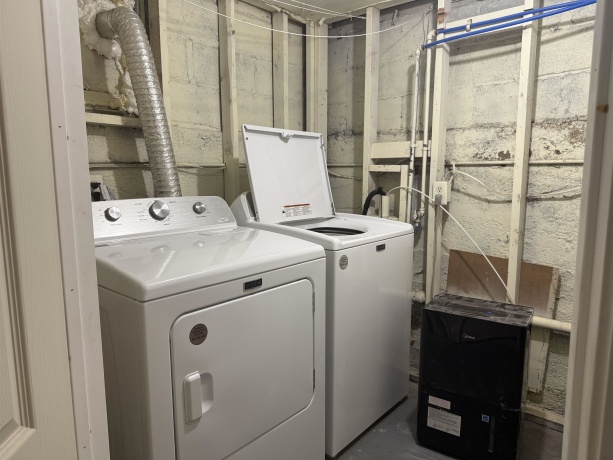 625 16th, ROCKFORD, Illinois 61104, 2 Bedrooms Bedrooms, ,2 BathroomsBathrooms,House,For Sale,16th,202504623