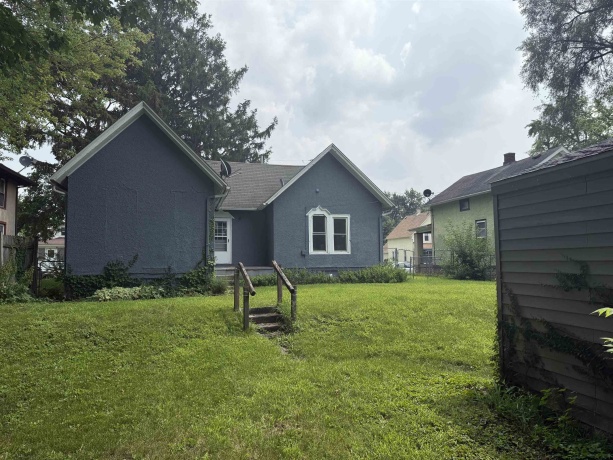 625 16th, ROCKFORD, Illinois 61104, 2 Bedrooms Bedrooms, ,2 BathroomsBathrooms,House,For Sale,16th,202504623
