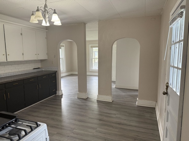 625 16th, ROCKFORD, Illinois 61104, 2 Bedrooms Bedrooms, ,2 BathroomsBathrooms,House,For Sale,16th,202504623