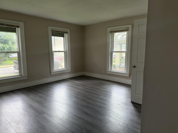 625 16th, ROCKFORD, Illinois 61104, 2 Bedrooms Bedrooms, ,2 BathroomsBathrooms,House,For Sale,16th,202504623