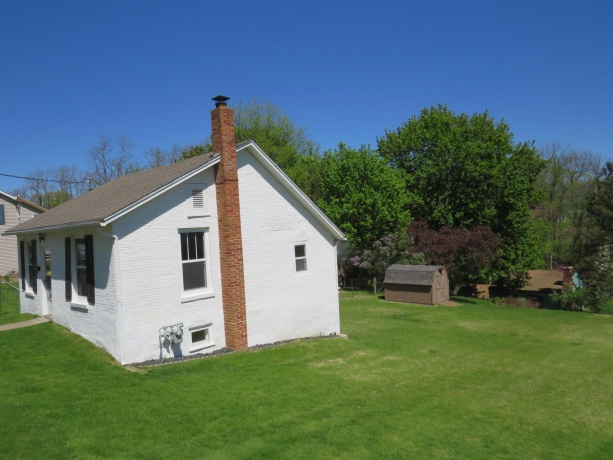 236 Hickory Street, GALENA, Illinois 61036, 1 Bedroom Bedrooms, ,1 BathroomBathrooms,House,For Sale,Hickory Street,202502314