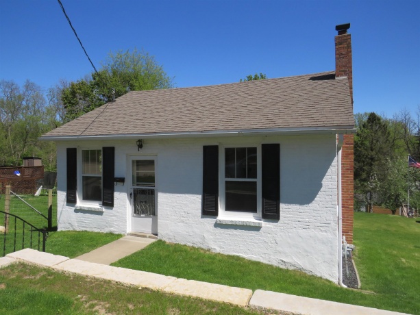 236 Hickory Street, GALENA, Illinois 61036, 1 Bedroom Bedrooms, ,1 BathroomBathrooms,House,For Sale,Hickory Street,202502314