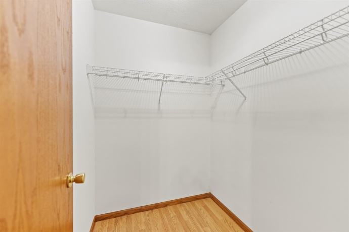 2216 Gainsboro, LAKE SUMMERSET, Illinois 61019, 3 Bedrooms Bedrooms, ,2 BathroomsBathrooms,House,For Sale,Gainsboro,202506561