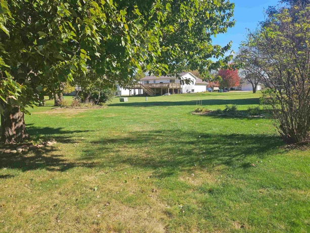 108 SEQUOYAH, POPLAR GROVE, Illinois 61065, 3 Bedrooms Bedrooms, ,2 BathroomsBathrooms,House,For Sale,SEQUOYAH,202506563