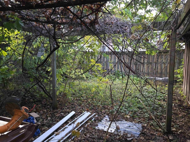 19 Pershing, FREEPORT, Illinois 61032, 3 Bedrooms Bedrooms, ,2 BathroomsBathrooms,House,For Sale,Pershing,202506565