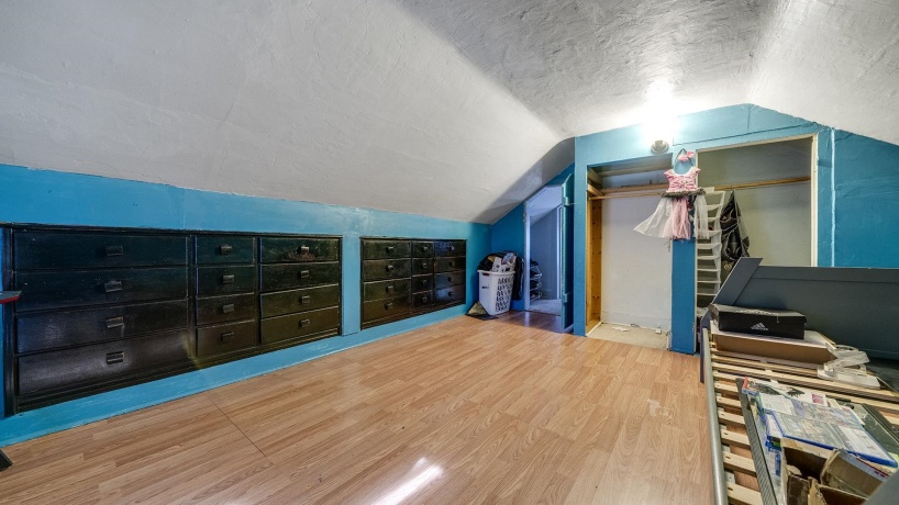 402 Walnut, FREEPORT, Illinois 61032, 3 Bedrooms Bedrooms, ,1 BathroomBathrooms,House,For Sale,Walnut,202506568