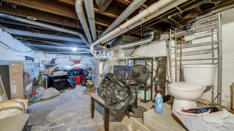 402 Walnut, FREEPORT, Illinois 61032, 3 Bedrooms Bedrooms, ,1 BathroomBathrooms,House,For Sale,Walnut,202506568