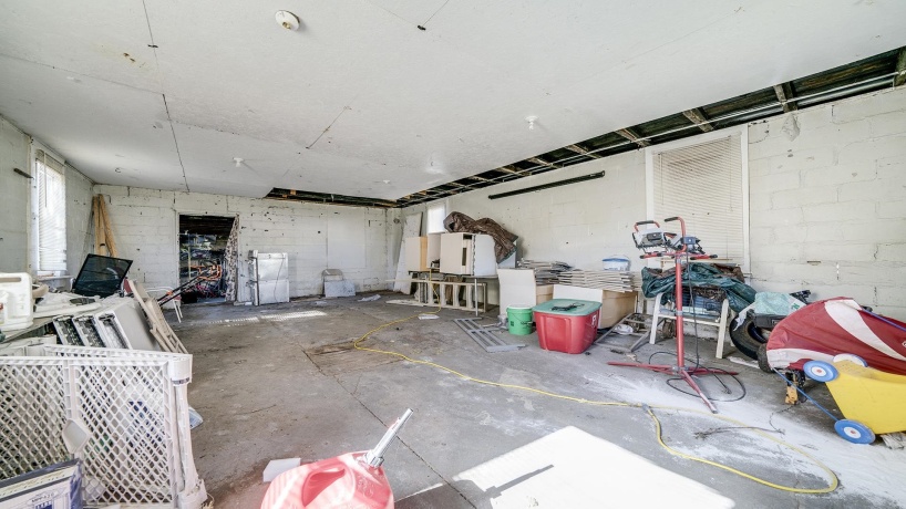 402 Walnut, FREEPORT, Illinois 61032, 3 Bedrooms Bedrooms, ,1 BathroomBathrooms,House,For Sale,Walnut,202506568