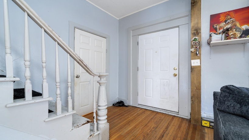 402 Walnut, FREEPORT, Illinois 61032, 3 Bedrooms Bedrooms, ,1 BathroomBathrooms,House,For Sale,Walnut,202506568