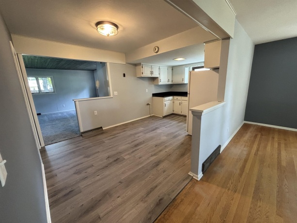 308 Marshall, BELVIDERE, Illinois 61008, 3 Bedrooms Bedrooms, ,2 BathroomsBathrooms,House,For Sale,Marshall,202505471