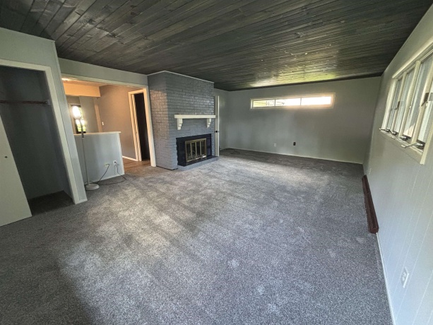 308 Marshall, BELVIDERE, Illinois 61008, 3 Bedrooms Bedrooms, ,2 BathroomsBathrooms,House,For Sale,Marshall,202505471