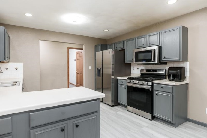 3075 Derbyshire, MACHESNEY PARK, Illinois 61115, 3 Bedrooms Bedrooms, ,2 BathroomsBathrooms,House,For Sale,Derbyshire,202506572