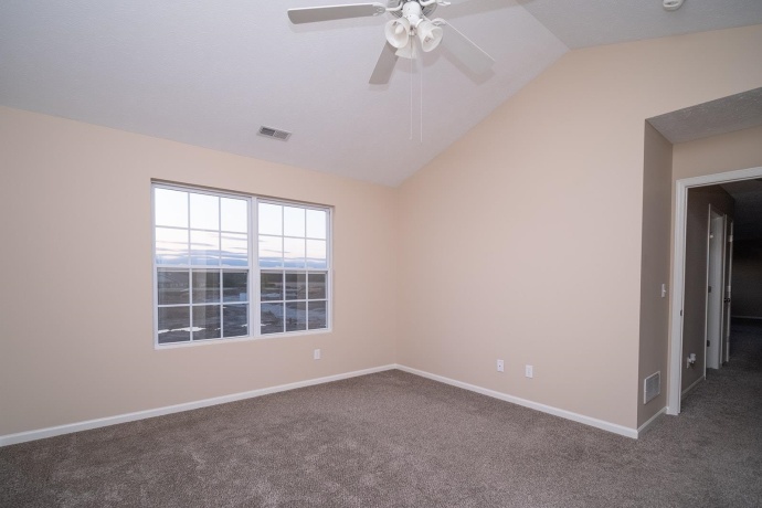 600 Clayton, SYCAMORE, Illinois 60178, 2 Bedrooms Bedrooms, ,2 BathroomsBathrooms,Condominium,For Sale,Clayton,202506577