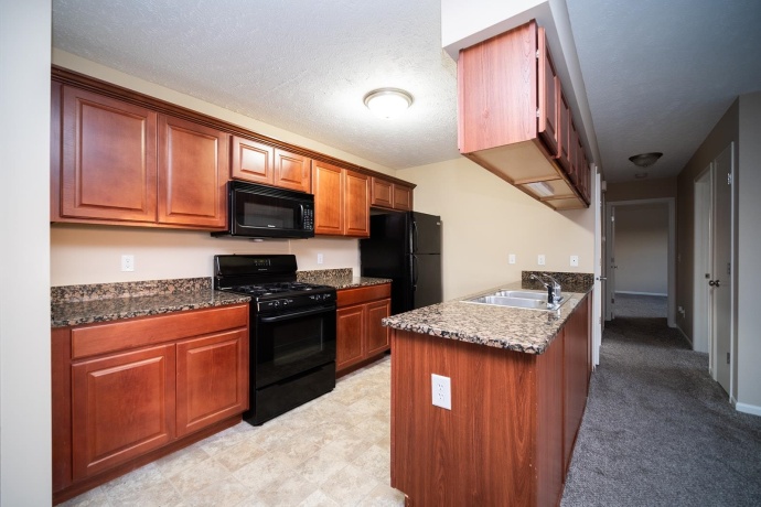 600 Clayton, SYCAMORE, Illinois 60178, 2 Bedrooms Bedrooms, ,2 BathroomsBathrooms,Condominium,For Sale,Clayton,202506577