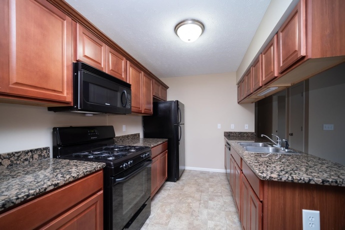 600 Clayton, SYCAMORE, Illinois 60178, 2 Bedrooms Bedrooms, ,2 BathroomsBathrooms,Condominium,For Sale,Clayton,202506577