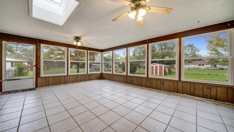 5653 Fox, SOUTH BELOIT, Illinois 61080, 3 Bedrooms Bedrooms, ,1 BathroomBathrooms,House,For Sale,Fox,202506578