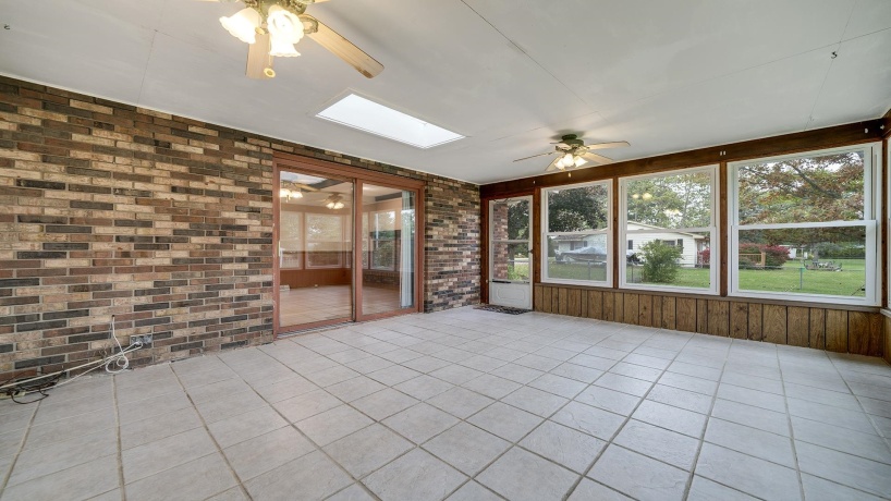 5653 Fox, SOUTH BELOIT, Illinois 61080, 3 Bedrooms Bedrooms, ,1 BathroomBathrooms,House,For Sale,Fox,202506578