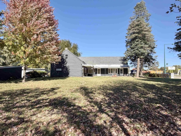 5118 2nd, LOVES PARK, Illinois 61111, ,3 - 4 Units,For Sale,2nd,202506584