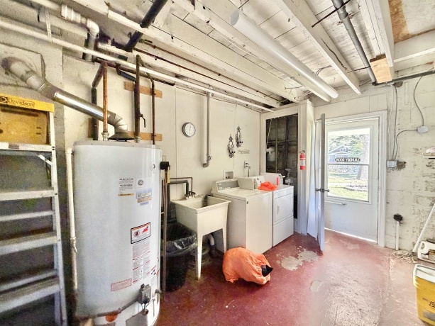 5118 2nd, LOVES PARK, Illinois 61111, ,3 - 4 Units,For Sale,2nd,202506584