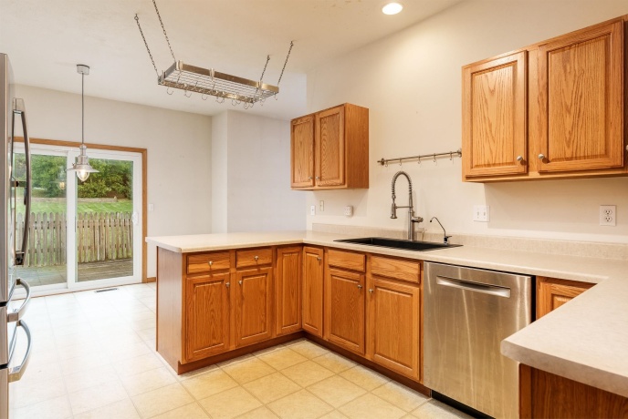 5166 HUBBARD, BYRON, Illinois 61010, 4 Bedrooms Bedrooms, ,2 BathroomsBathrooms,House,For Sale,HUBBARD,202506582