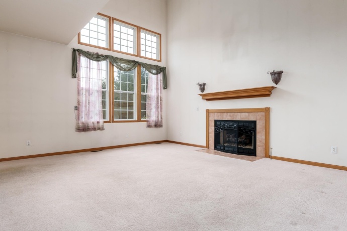 5166 HUBBARD, BYRON, Illinois 61010, 4 Bedrooms Bedrooms, ,2 BathroomsBathrooms,House,For Sale,HUBBARD,202506582