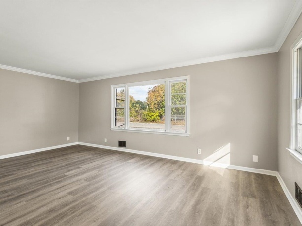 820 Cottage Grove, ROCKFORD, Illinois 61103, ,3 - 4 Units,For Sale,Cottage Grove,202506588