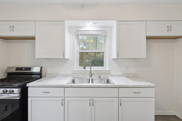 406 Independence, ROCKFORD, Illinois 61102, 3 Bedrooms Bedrooms, ,1 BathroomBathrooms,House,For Sale,Independence,202506594