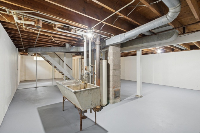 406 Independence, ROCKFORD, Illinois 61102, 3 Bedrooms Bedrooms, ,1 BathroomBathrooms,House,For Sale,Independence,202506594